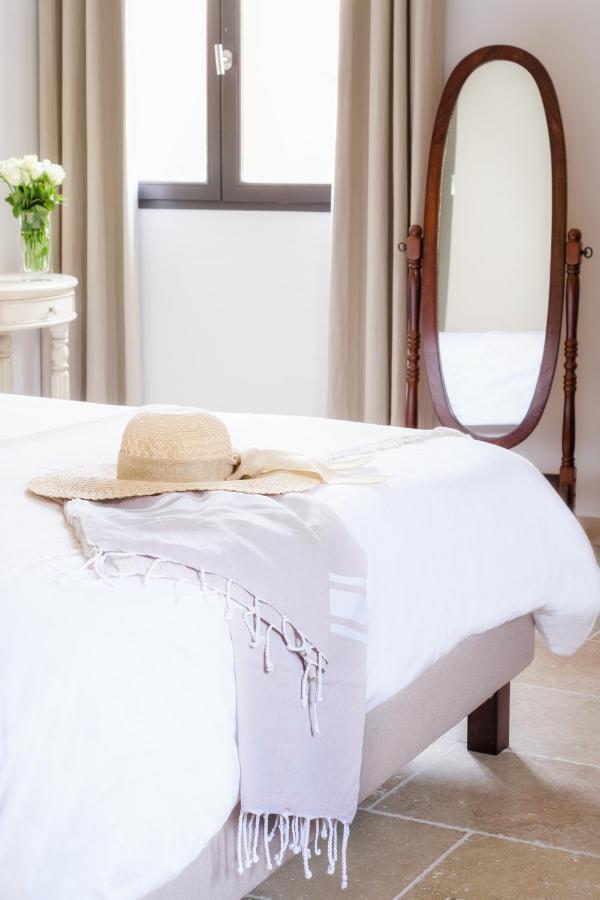 L'Ostal - Bed & Breakfast - Chambres Et Suites De 25 A 40M2 - Spa Saint-Hilaire-dʼOzilhan Екстериор снимка