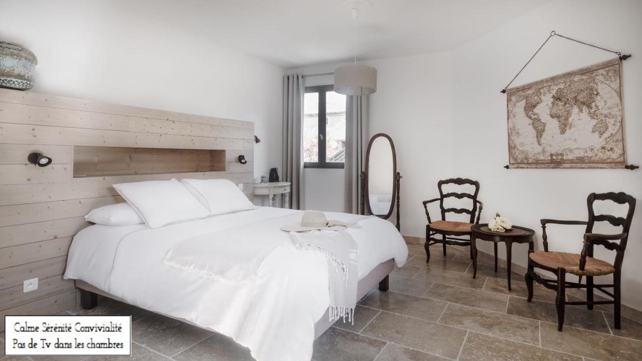 L'Ostal - Bed & Breakfast - Chambres Et Suites De 25 A 40M2 - Spa Saint-Hilaire-dʼOzilhan Екстериор снимка